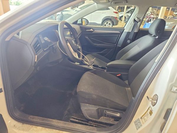 2020 VOLKSWAGEN JETTA S, SE, R-Line