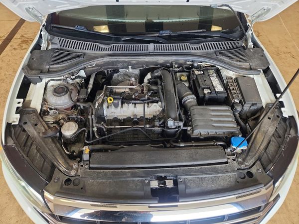 2020 VOLKSWAGEN JETTA S, SE, R-Line