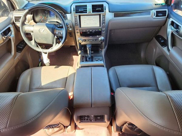 2017 LEXUS GX 460