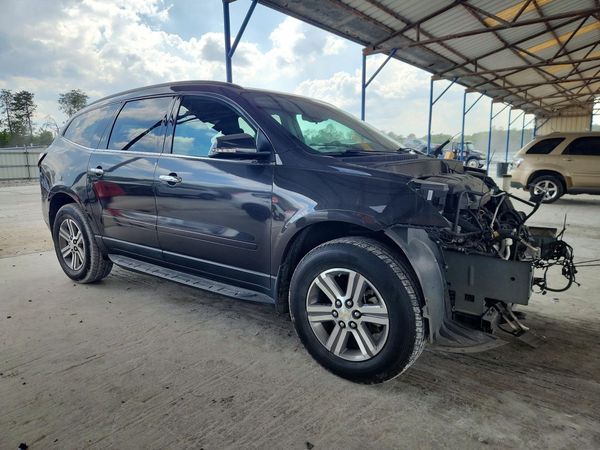 2017 CHEVROLET TRAVERSE 1LT — Passenger 3/4