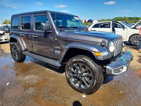 2022 JEEP WRANGLER Unlimited Sahara 4XE — Passenger 3/4