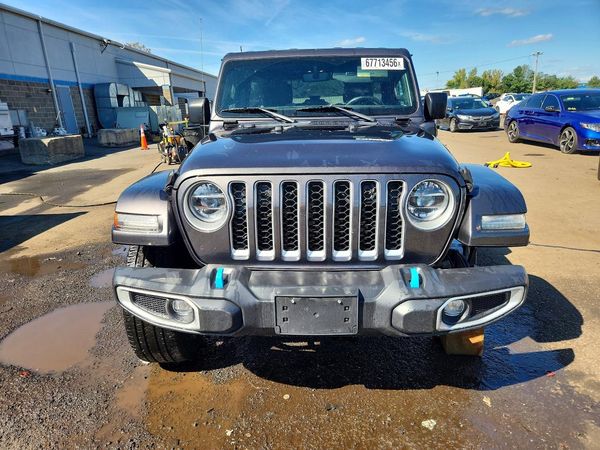 2022 JEEP WRANGLER Unlimited Sahara 4XE — DIRF