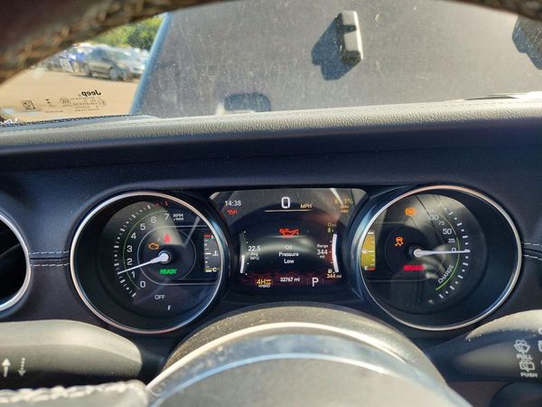 2022 JEEP WRANGLER Unlimited Sahara 4XE — ODOM