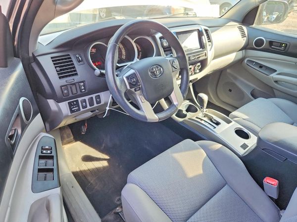 2014 TOYOTA TACOMA Delux Grade