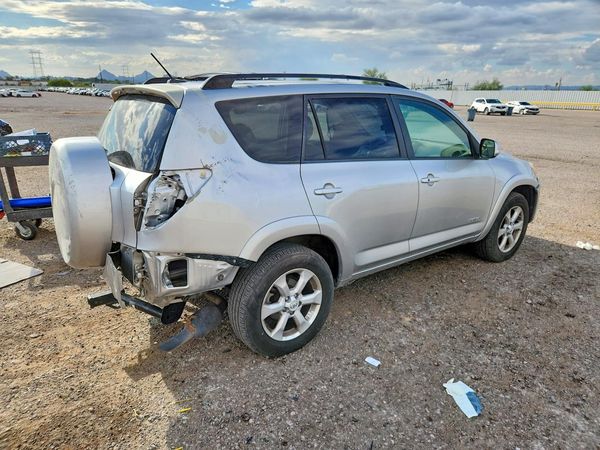 2012 TOYOTA RAV4 High