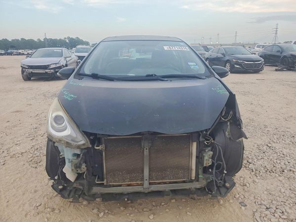 2015 TOYOTA PRIUS — DIRF
