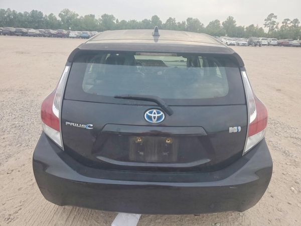 2015 TOYOTA PRIUS — DIRR