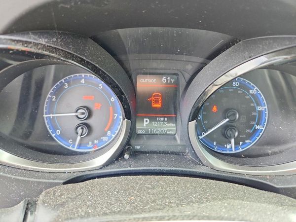 2014 TOYOTA COROLLA L/LE