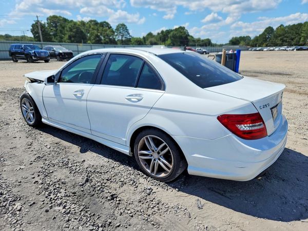 2014 MERCEDES-BENZ C