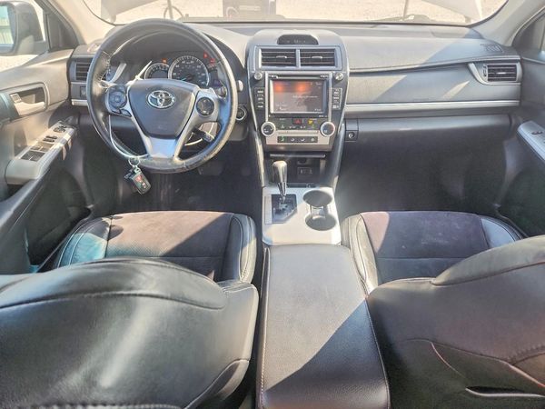 2014 TOYOTA CAMRY