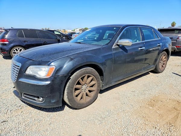 2014 CHRYSLER 300