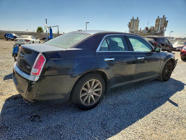 2014 CHRYSLER 300