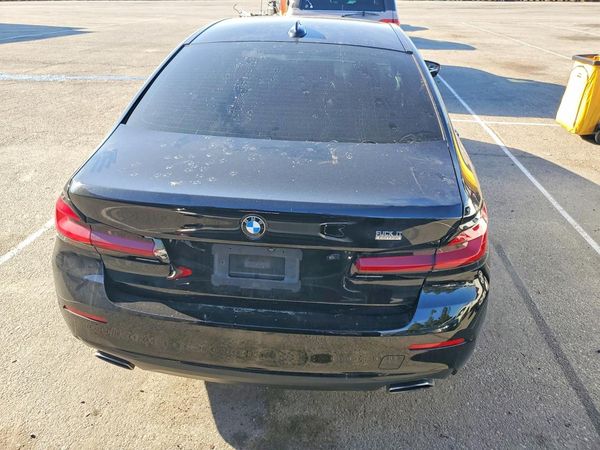 2022 BMW 530I