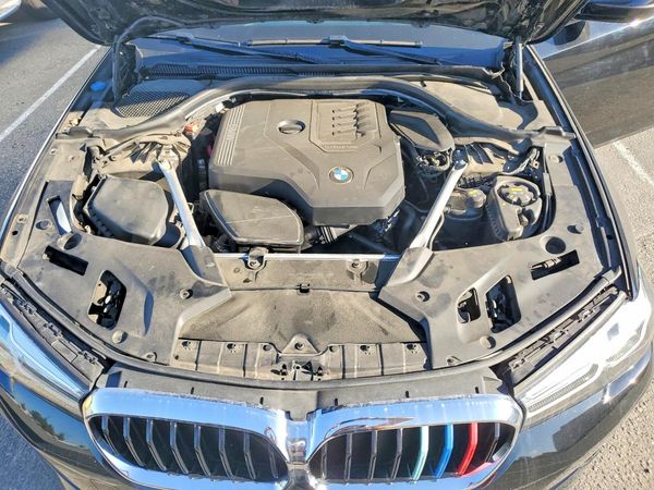 2022 BMW 530I