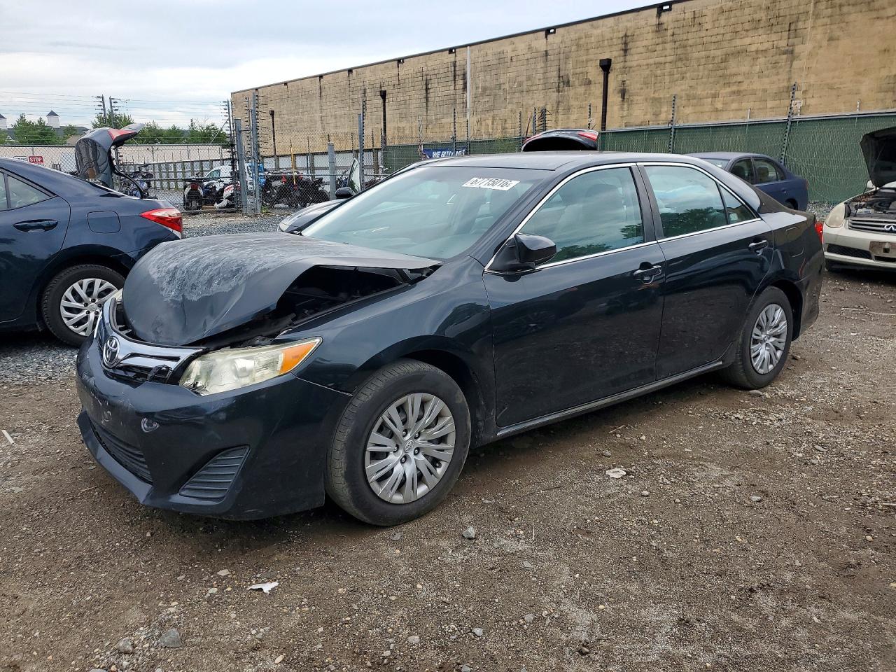 2012 TOYOTA CAMRY