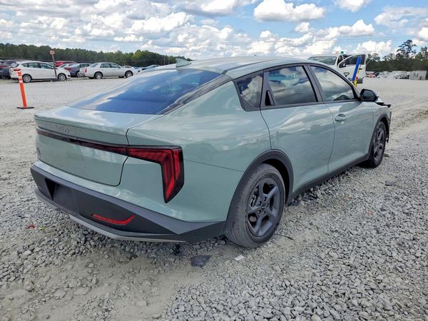 2026 KIA K4