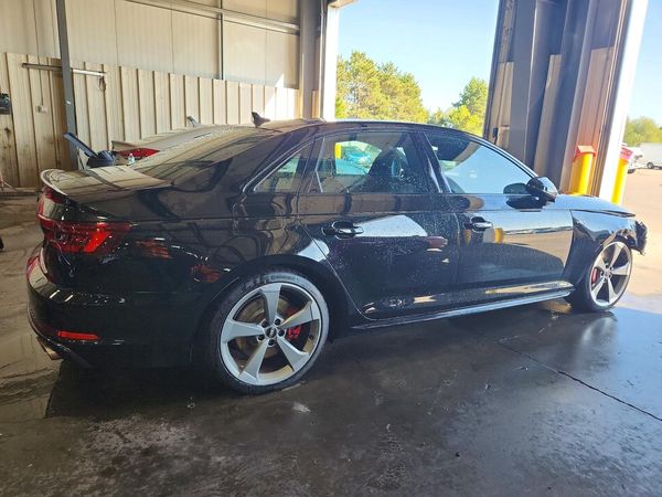 2018 AUDI S4