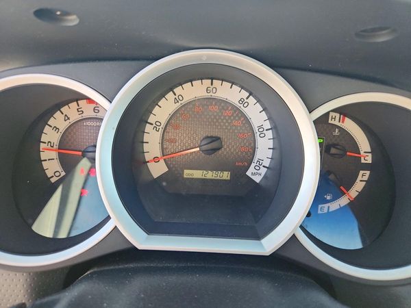 2015 TOYOTA TACOMA Delux Grade — ODOM