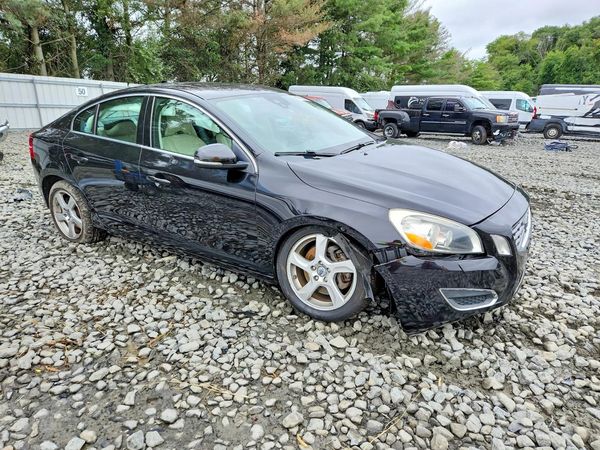 2012 VOLVO S60