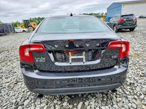 2012 VOLVO S60