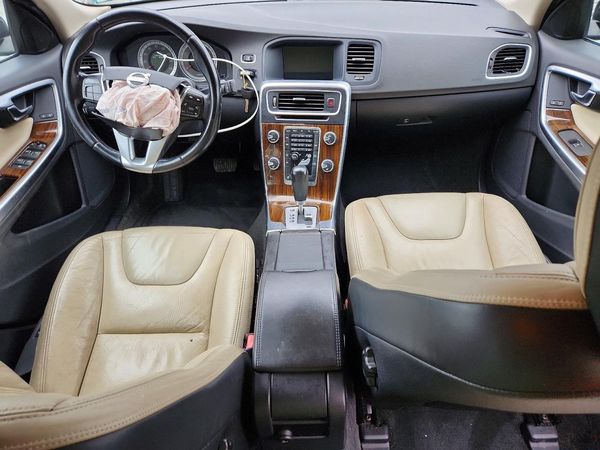 2012 VOLVO S60