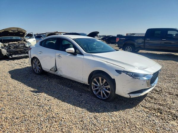 2019 MAZDA 3