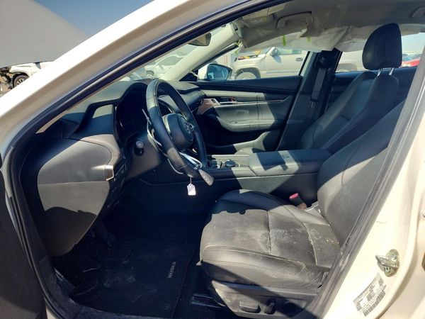 2019 MAZDA 3