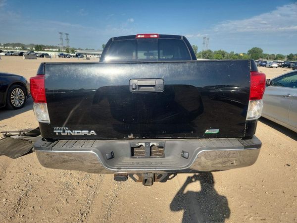 2012 TOYOTA TUNDRA SR5