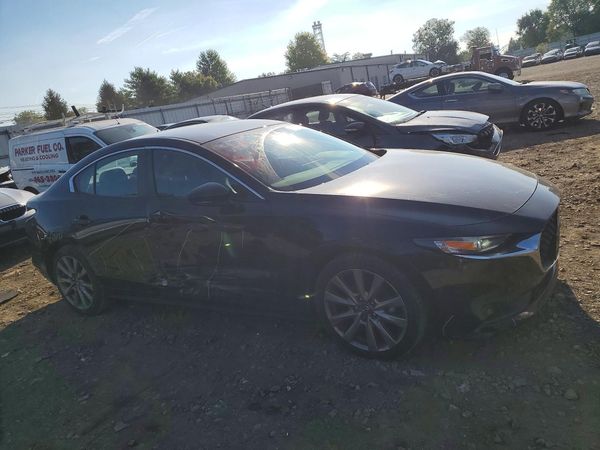 2021 MAZDA 3