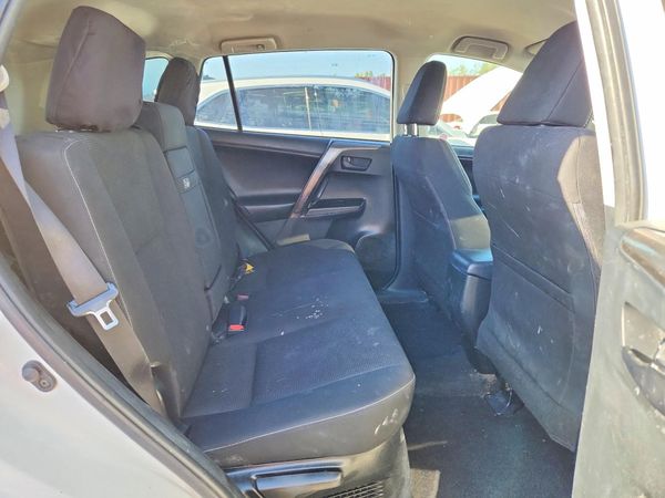 2018 TOYOTA RAV4 LE Plus/XLE