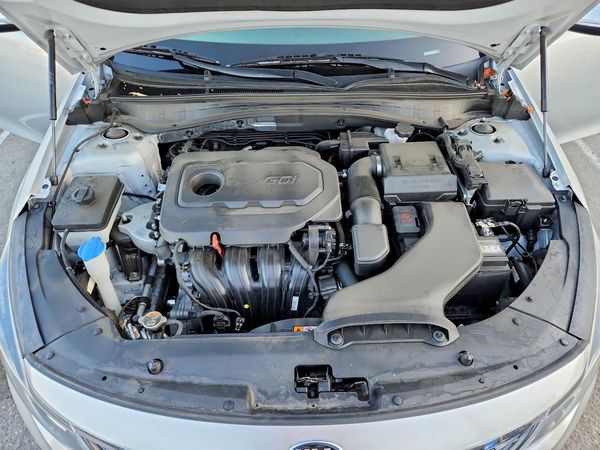 2020 KIA OPTIMA LX, S, SE — Engine bay