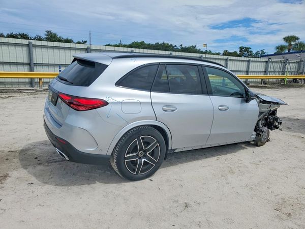 2024 MERCEDES-BENZ GLC GLC300