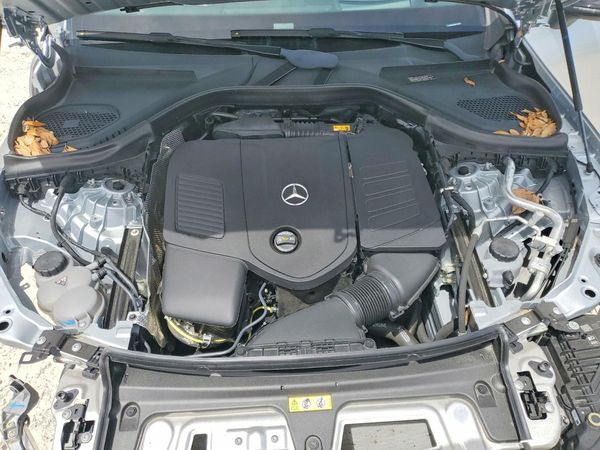 2024 MERCEDES-BENZ GLC GLC300