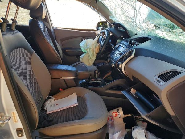 2013 HYUNDAI TUCSON — DENT