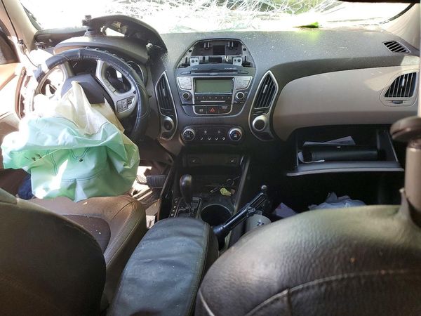 2013 HYUNDAI TUCSON — CKPT