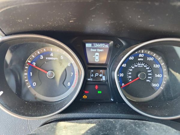 2014 HYUNDAI ELANTRA STD, Style, Tech