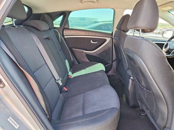2014 HYUNDAI ELANTRA STD, Style, Tech