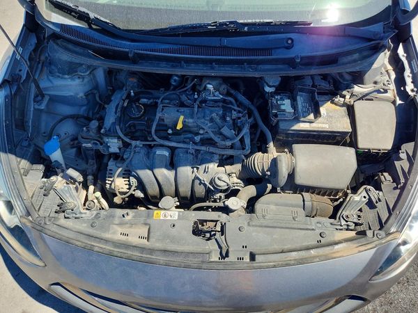 2014 HYUNDAI ELANTRA STD, Style, Tech