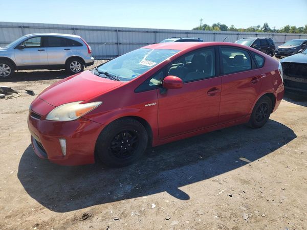 2014 TOYOTA PRIUS