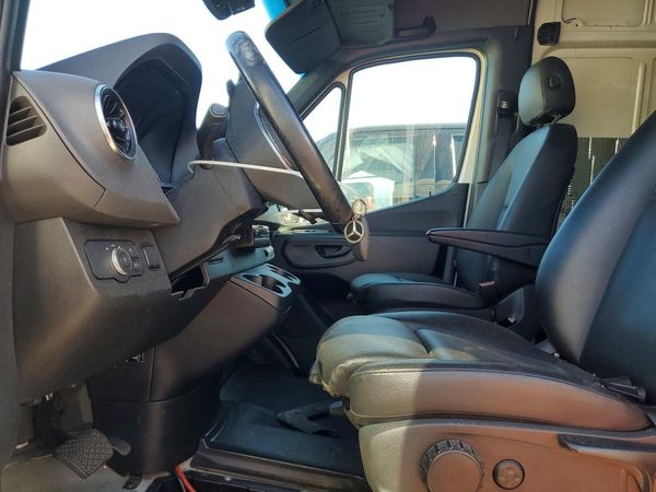 2023 MERCEDES-BENZ SPRINTER 907 (VS30) — DENT