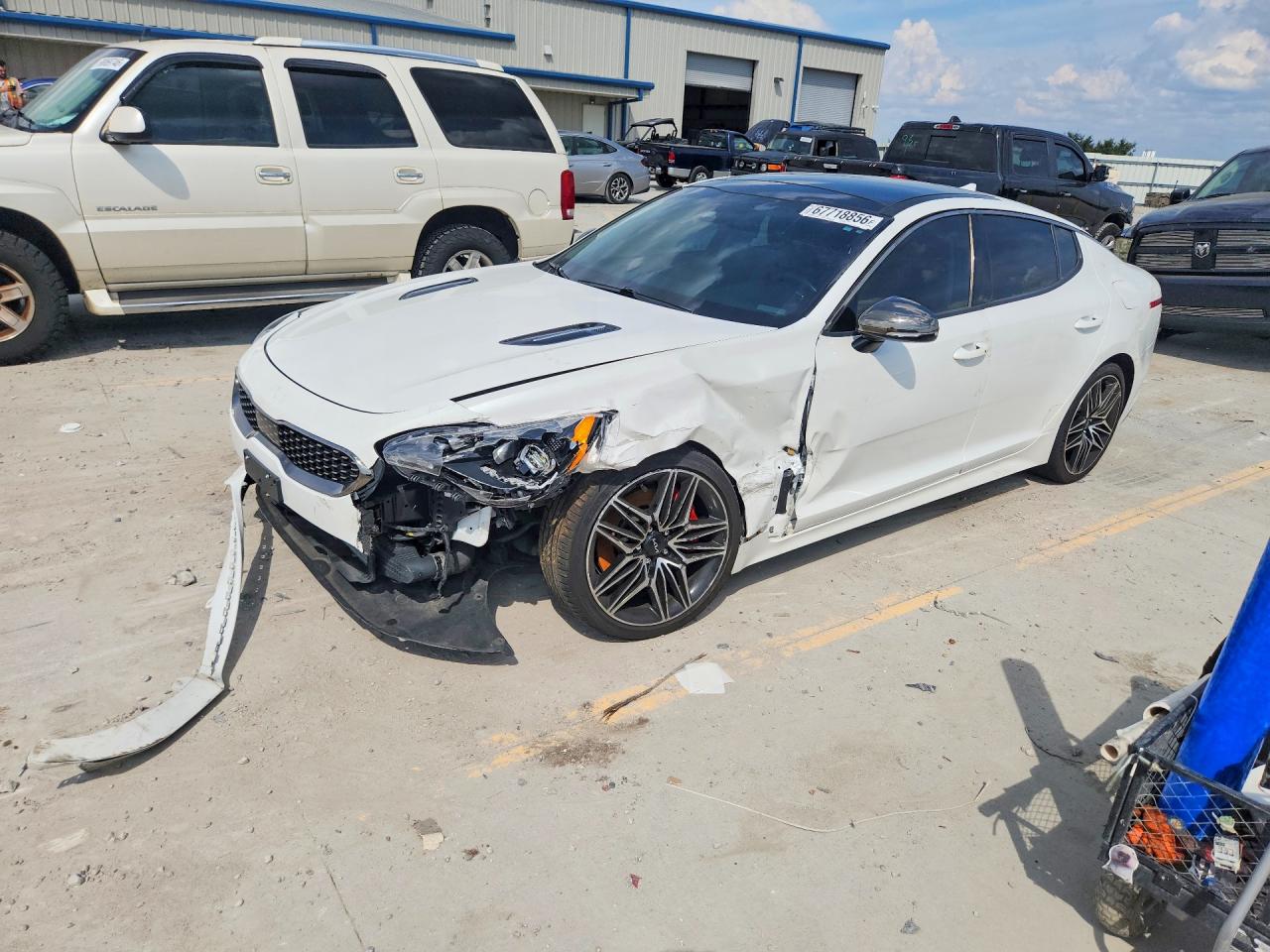 2022 KIA STINGER