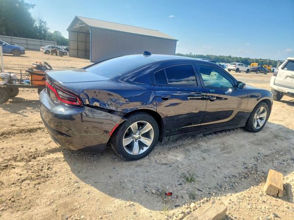 2016 DODGE CHARGER SXT