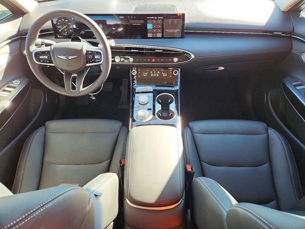 2026 GENESIS GV70