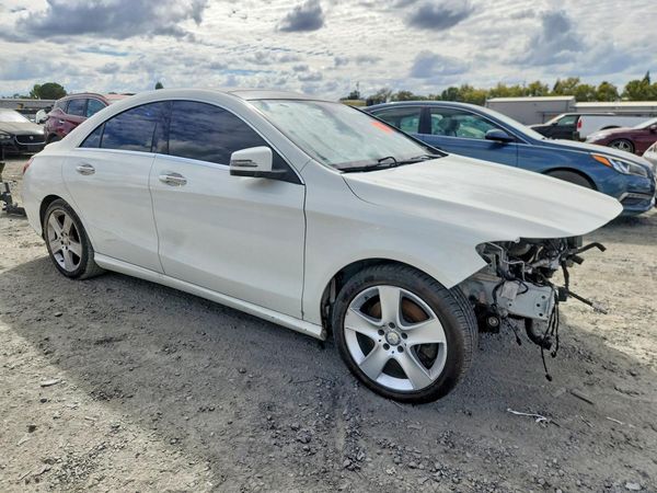 2015 MERCEDES-BENZ CLA-CLASS CLA250 — Passenger 3/4