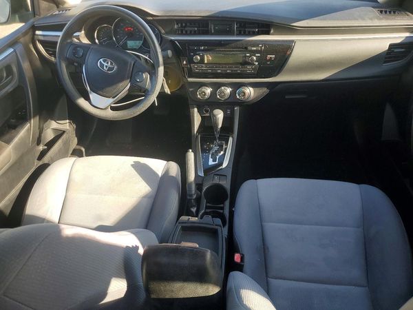 2015 TOYOTA COROLLA
