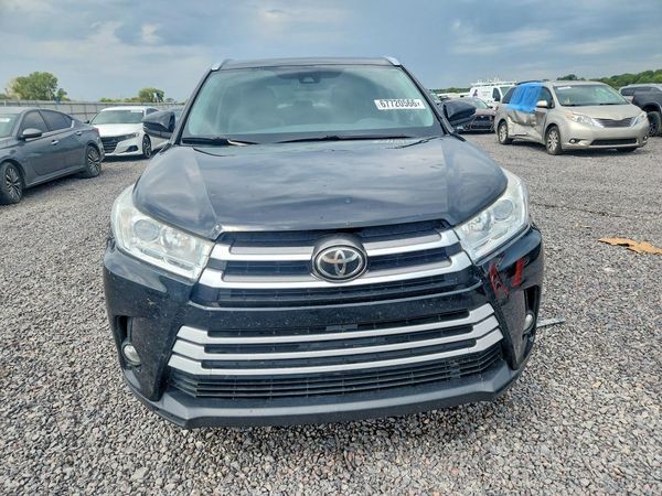 2017 TOYOTA HIGHLANDER SE/XLE
