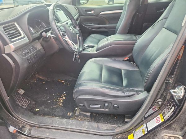 2017 TOYOTA HIGHLANDER SE/XLE
