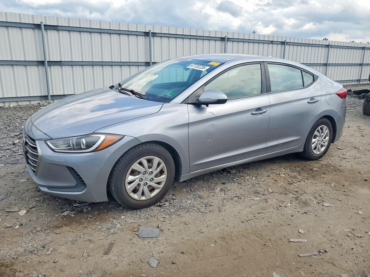 2017 HYUNDAI ELANTRA SE Base