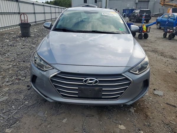 2017 HYUNDAI ELANTRA SE Base