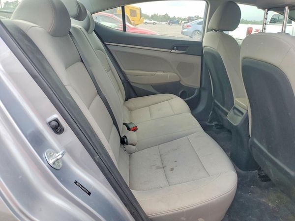 2017 HYUNDAI ELANTRA SE Base